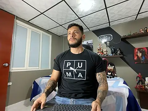 Snapshot of marcel_crawford96 chatting on February 13, 1:40 pm marcel crawford96 online show from February 13, 1:40 pm