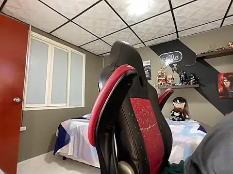 Snapshot of marcel_crawford96 chatting on February 14, 2:25 pm marcel crawford96 online show from February 14, 2:25 pm