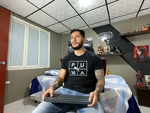 Snapshot of marcel_crawford96 chatting on March 7, 12:46 pm marcel crawford96 online show from March 7, 12:46 pm