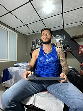 Snapshot of marcel_crawford96 chatting on March 9, 11:25 am marcel crawford96 online show from March 9, 11:25 am