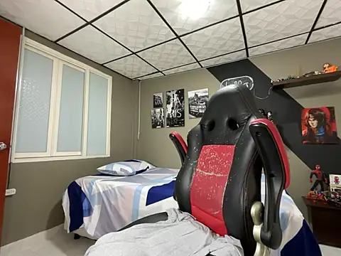 Snapshot of marcel_crawford96 chatting on March 15, 1:17 pm marcel crawford96 online show from March 15, 1:17 pm