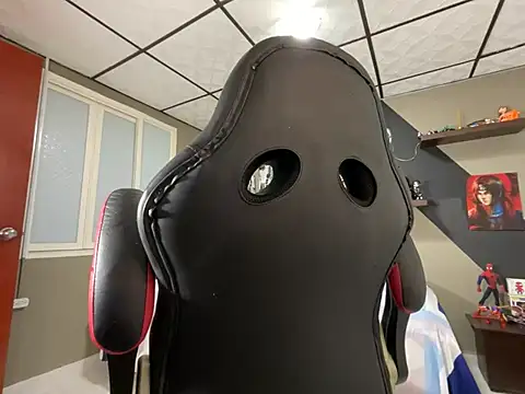 Snapshot of marcel_crawford96 chatting on March 21, 1:48 pm marcel crawford96 online show from March 21, 1:48 pm