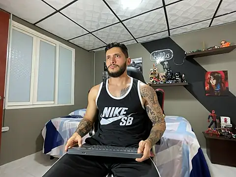 Snapshot of marcel_crawford96 chatting on March 23, 4:00 pm marcel crawford96 online show from March 23, 4:00 pm