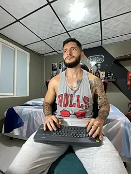 Snapshot of marcel_crawford96 chatting on March 29, 1:11 pm marcel crawford96 online show from March 29, 1:11 pm