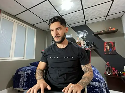 Snapshot of marcel_crawford96 chatting on June 8, 2:17 pm marcel crawford96 online show from June 8, 2:17 pm