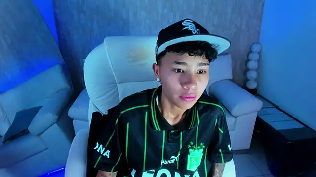 nova sex01 online show from September 18, 4:03 am