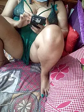 tina8th online show from December 30, 11:06 pm