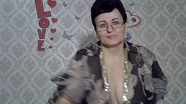 Snapshot of PaulaGolden chatting on February 13, 11:50 am PaulaGolden online show from February 13, 11:50 am