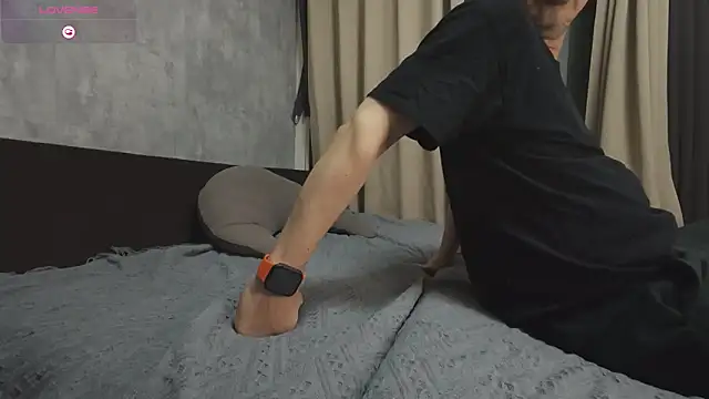 Snapshot of NETORARE_SECRET chatting on March 6, 9:39 am NETORARE SECRET online show from March 6, 9:39 am