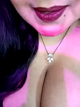 Suhanakhan00 online show from November 17, 5:13 am