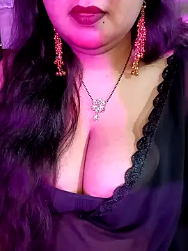 Suhanakhan00 online show from February 16, 7:59 am