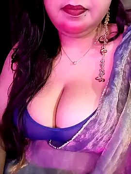 Suhanakhan00 online show from March 2, 6:03 am