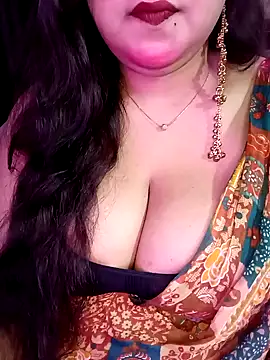 Suhanakhan00 online show from March 10, 5:45 am