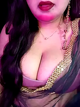 Suhanakhan00 online show from March 12, 6:41 am