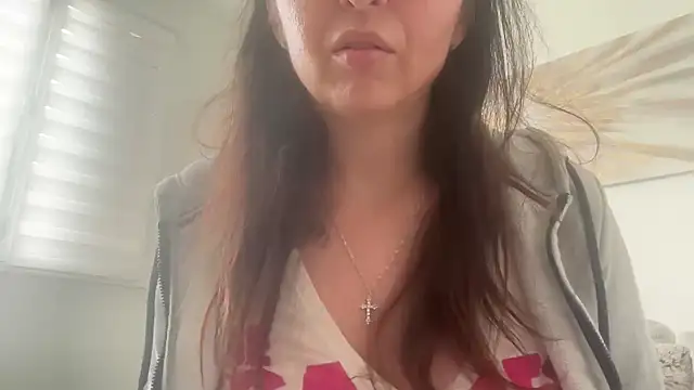 Snapshot of Serena_4you chatting on May 4, 11:50 am Serena 4you online show from May 4, 11:50 am