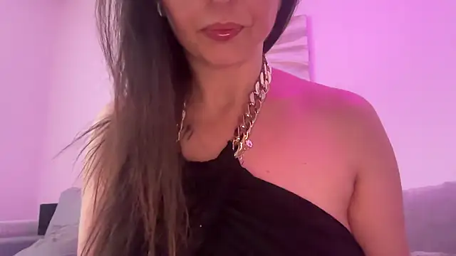 Snapshot of Serena_4you chatting on May 16, 4:31 am Serena 4you online show from May 16, 4:31 am
