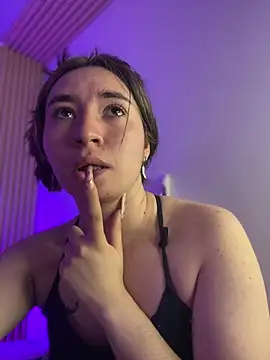 Sophie LS online show from February 2, 2:27 am