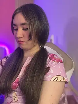 Sophie LS online show from February 4, 5:31 am