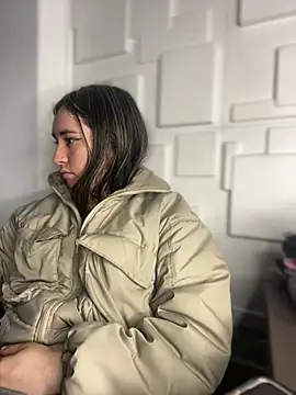 Sophie LS online show from February 20, 7:55 am