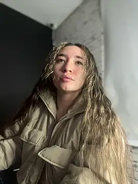 Sophie LS online show from March 9, 4:38 am