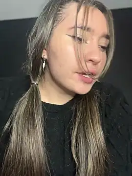 Sophie LS online show from March 17, 7:24 am