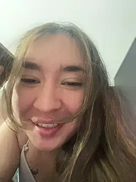 Sophie LS online show from March 18, 2:04 am