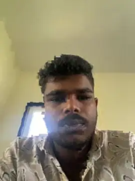 Snapshot of dar45223 chatting on April 7, 8:48 am dar45223 online show from April 7, 8:48 am