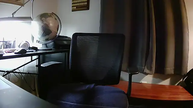 Snapshot of Scotty52838 chatting on March 3, 1:31 am Scotty52838 online show from March 3, 1:31 am