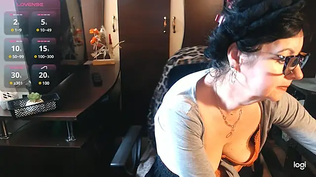 exymilf  online show from January 30, 12:16 pm