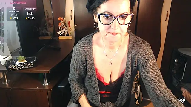 exymilf  online show from February 5, 1:54 pm