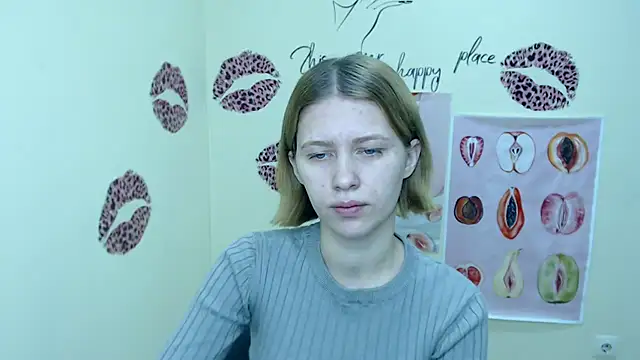 Snapshot of StellaCRL chatting on December 7, 11:51 am StellaCRL online show from December 7, 11:51 am