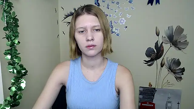 Snapshot of StellaCRL chatting on December 23, 1:03 pm StellaCRL online show from December 23, 1:03 pm