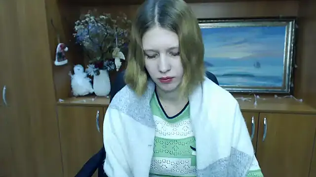 Snapshot of StellaCRL chatting on January 12, 10:56 am StellaCRL online show from January 12, 10:56 am
