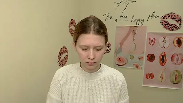 Snapshot of StellaCRL chatting on January 24, 10:32 am StellaCRL online show from January 24, 10:32 am