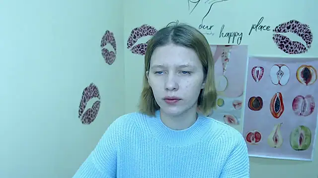 Snapshot of StellaCRL chatting on January 27, 7:14 am StellaCRL online show from January 27, 7:14 am