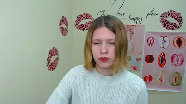 Snapshot of StellaCRL chatting on January 28, 10:45 am StellaCRL online show from January 28, 10:45 am