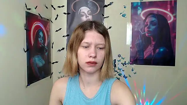 Snapshot of StellaCRL chatting on February 28, 7:15 am StellaCRL online show from February 28, 7:15 am