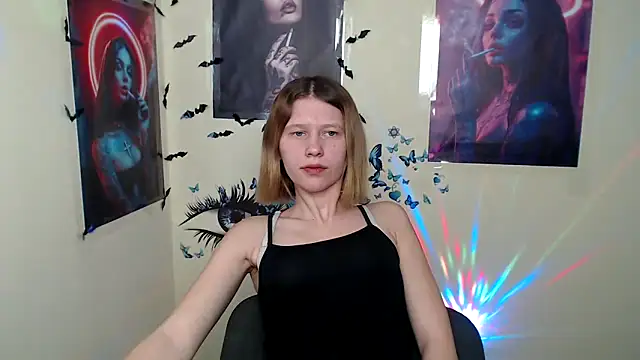 Snapshot of StellaCRL chatting on February 28, 10:20 am StellaCRL online show from February 28, 10:20 am