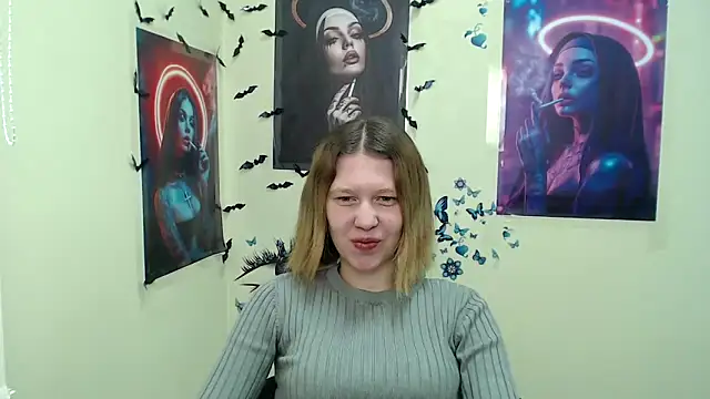 Snapshot of StellaCRL chatting on March 9, 10:30 am StellaCRL online show from March 9, 10:30 am