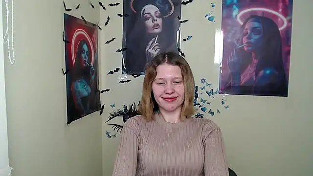 Snapshot of StellaCRL chatting on March 11, 10:18 am StellaCRL online show from March 11, 10:18 am