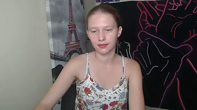 Snapshot of StellaCRL chatting on September 10, 6:35 am StellaCRL online show from September 10, 6:35 am