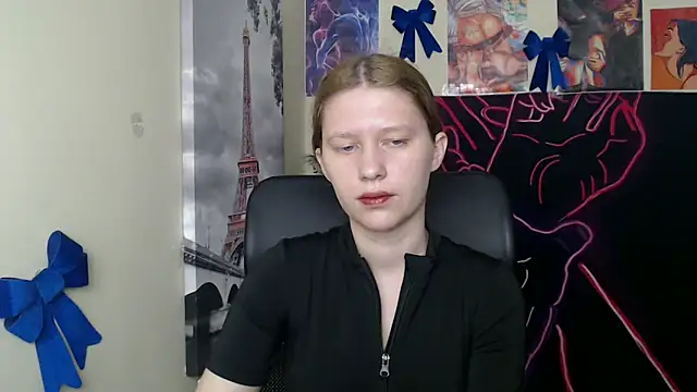 StellaCRL online show from April 2, 12:25 pm