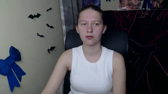 Snapshot of StellaCRL chatting on April 27, 12:03 pm StellaCRL online show from April 27, 12:03 pm