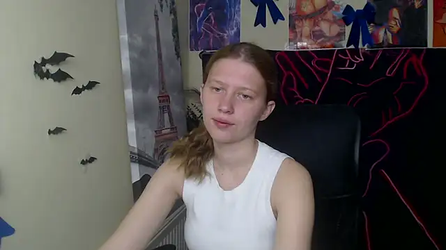 Snapshot of StellaCRL chatting on April 28, 12:21 pm StellaCRL online show from April 28, 12:21 pm