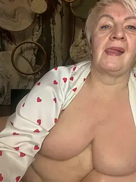 Laura Millf online show from January 19, 1:15 pm