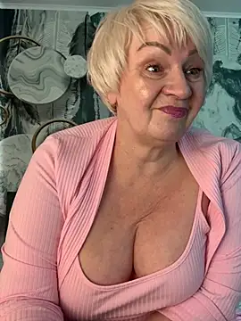 Snapshot of Laura_Millf chatting on February 26, 11:42 am Laura Millf online show from February 26, 11:42 am