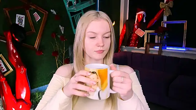 GraceGlamour online show from January 15, 5:12 am