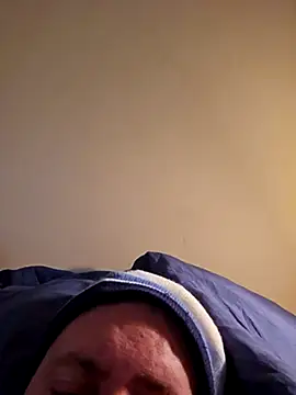 HeteroHotGuy1 online show from March 17, 4:33 pm
