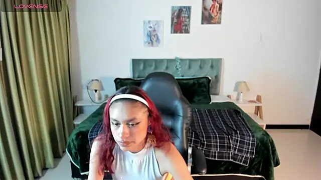 Snapshot of Kat_cute_ chatting on March 5, 3:29 am Kat cute online show from March 5, 3:29 am