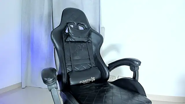 Michaelferrel online show from January 25, 11:54 pm